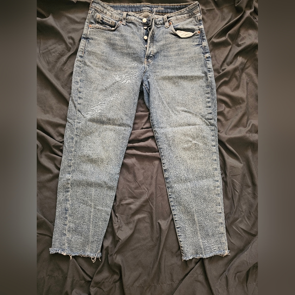 High Rise Ankle Jeans